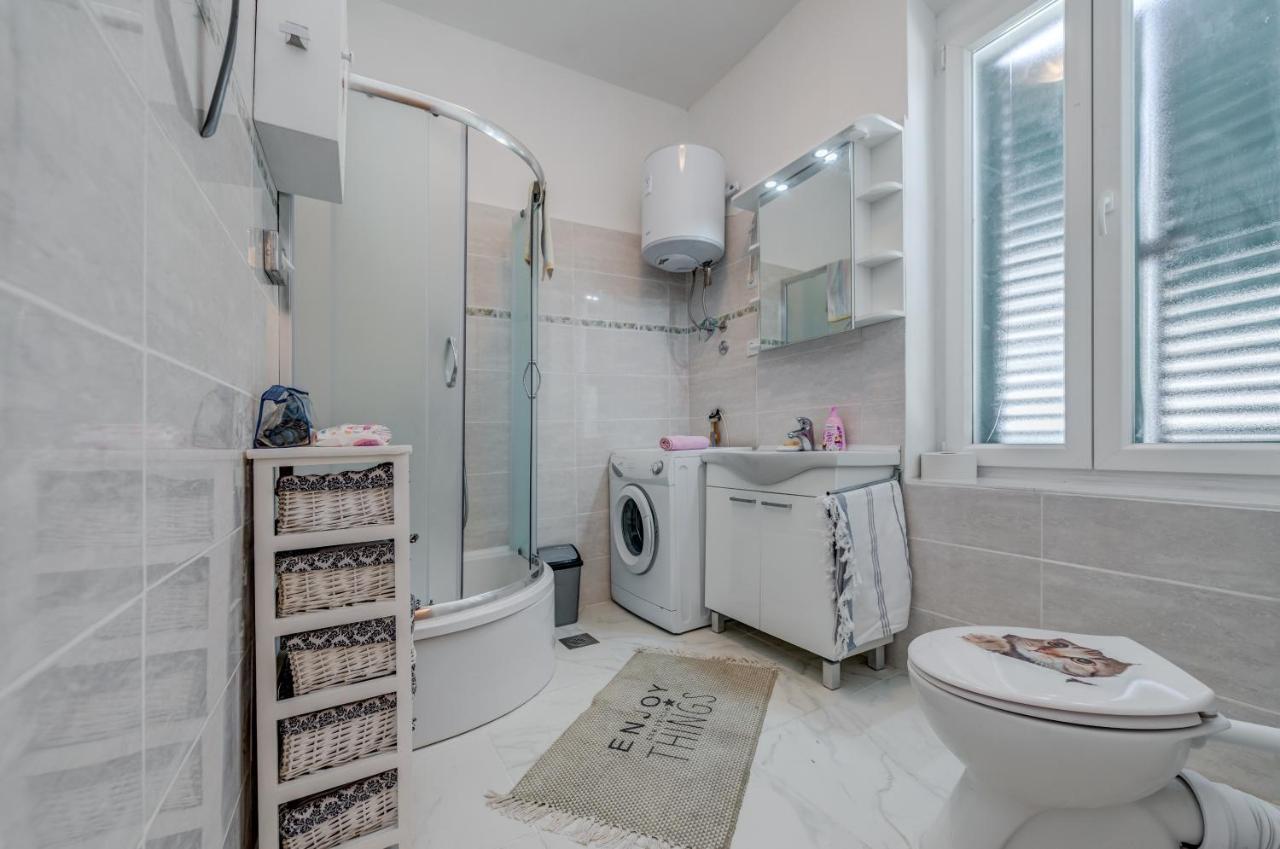 Apartment Pape Split Eksteriør billede