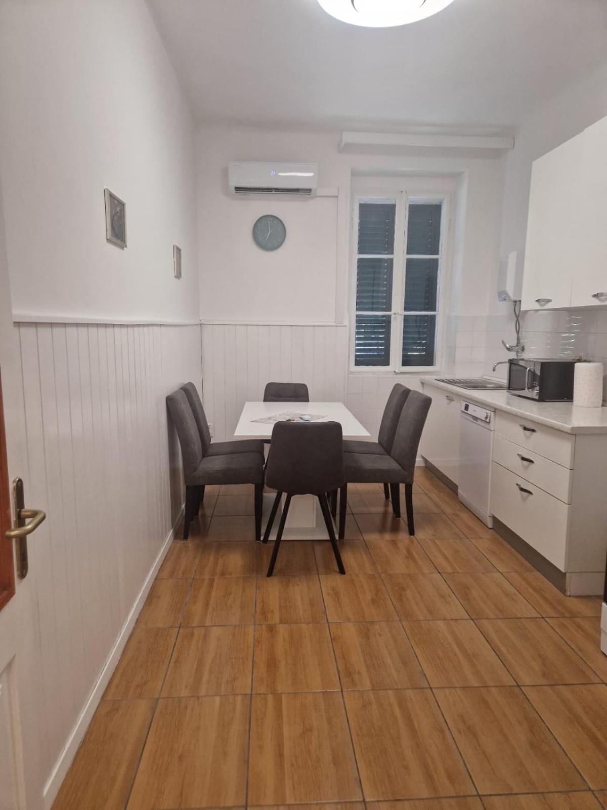 Apartment Pape Split Eksteriør billede